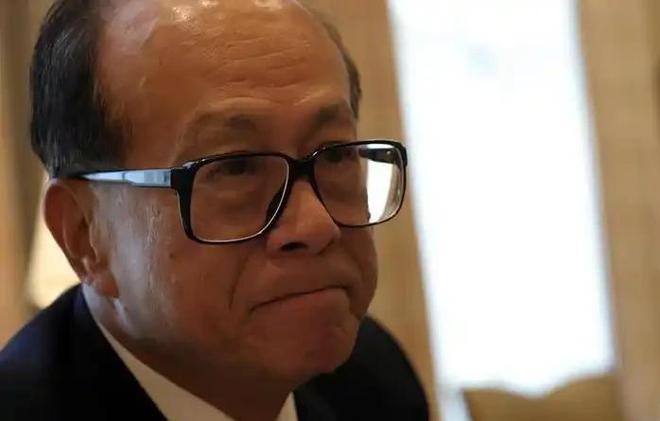 李嘉诚发出“灵魂5问”称其站错了队pg电子娱乐平台三天点名三次！痛批(图3)