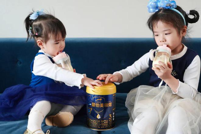 晚宴！我发现成为“大师级妈妈”的秘密…pg电子游戏网站和吴敏霞、吕燕吃米其林(图5)